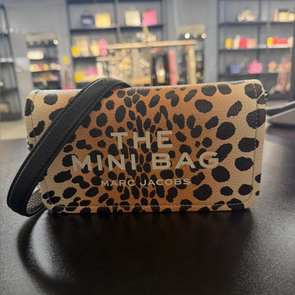 Marc Jacobs cheetah print the mini bag - Picture 1 of 4